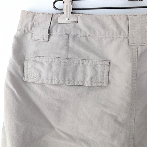 North Face Women's Beige Active Shorts with Relaxed Fit In Size Approx. 14 - Picture 6 of 12